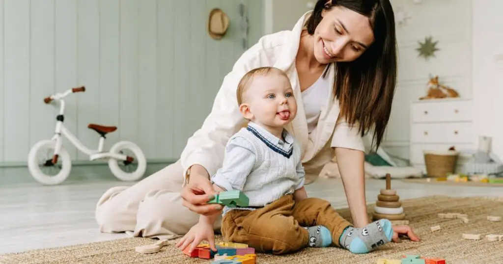 why-do-babies-stick-their-tongue-out-a-guide-for-parents